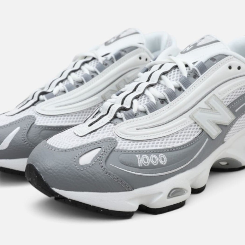 New Balance OM1000D