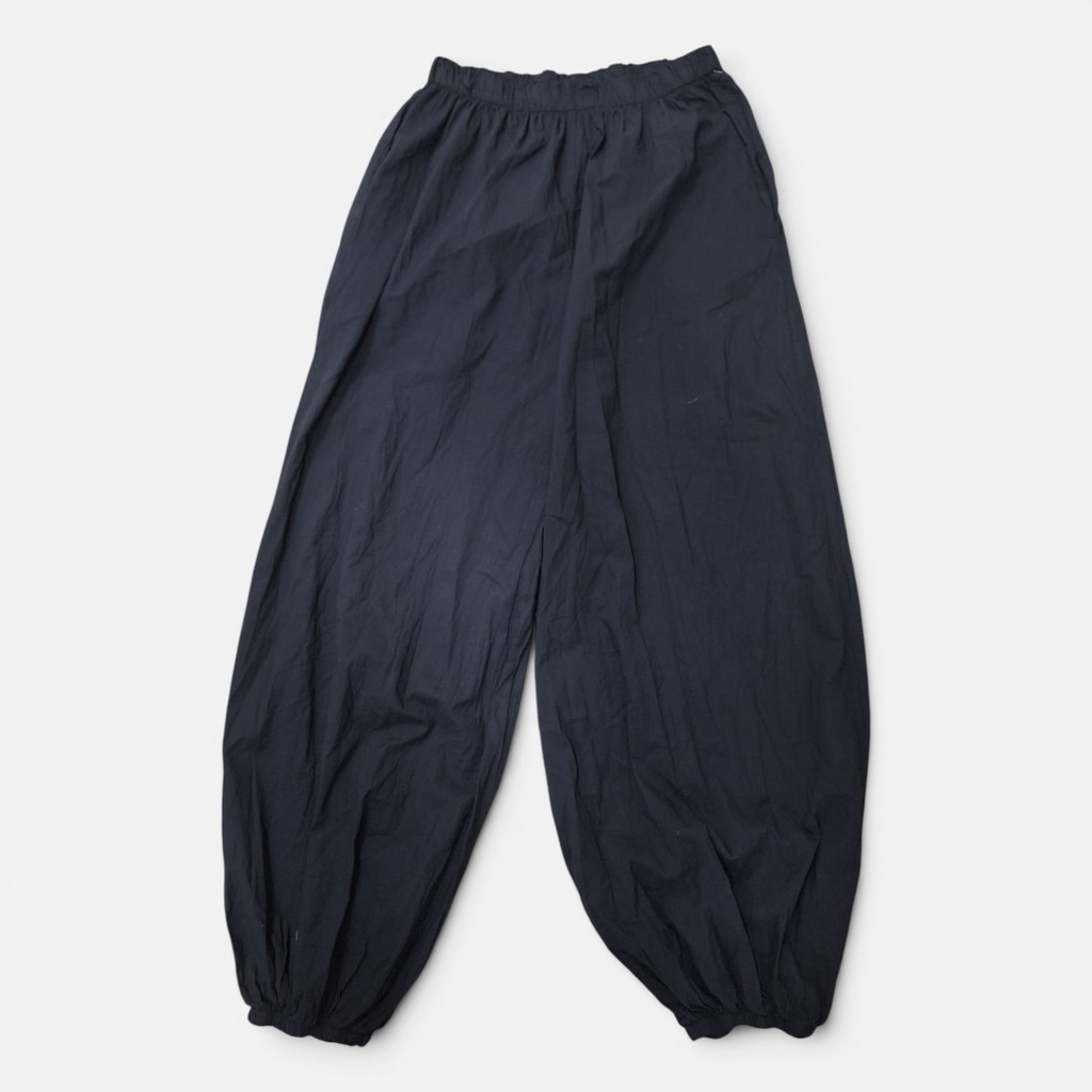 Pantalón Bombacho Liso Negro